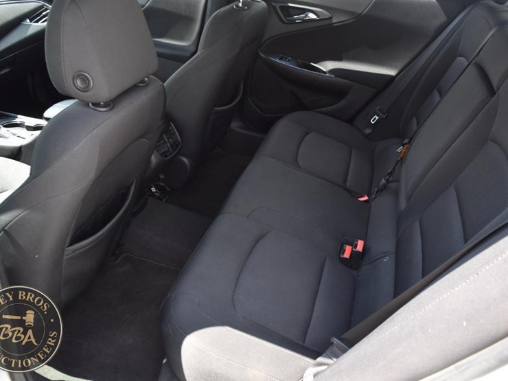 2018-chevrolet-malibu-46449-image-23