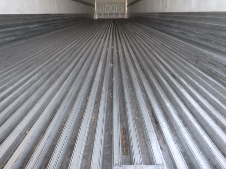 2022-utility-3000r-image-10