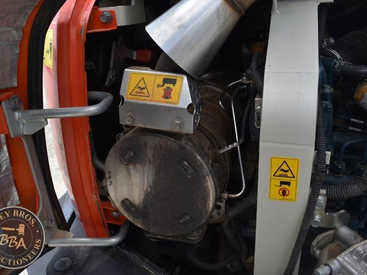 2019-kubota-kx057-4-image-47