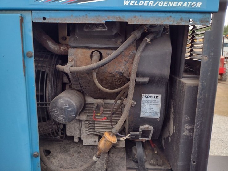 18-ford-f550-image-26