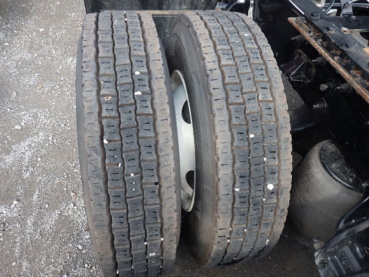 2024-kenworth-t680-image-23