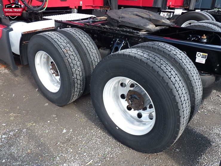 2024-kenworth-t680-image-15