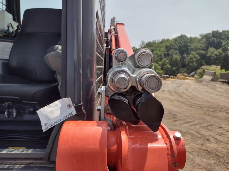 kubota-svl97-2-image-25