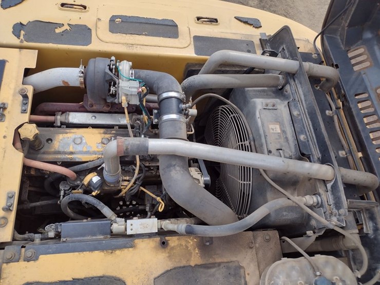 2007-deere-270d-lc-image-39