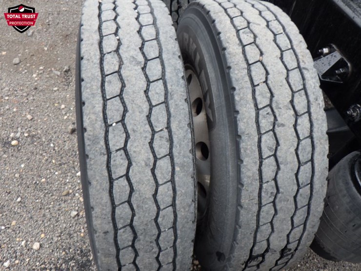 2022-kenworth-t680-image-15