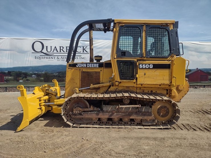 deere-550g-lt-image-1