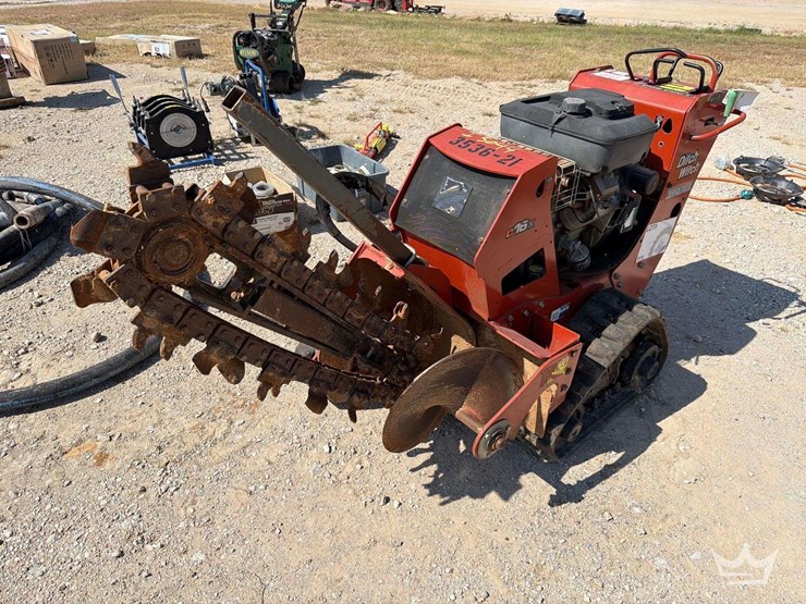 2019-ditch-witch-c16x-image-4
