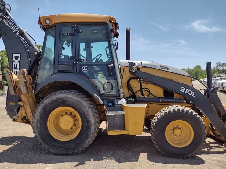 deere-310l-image-23