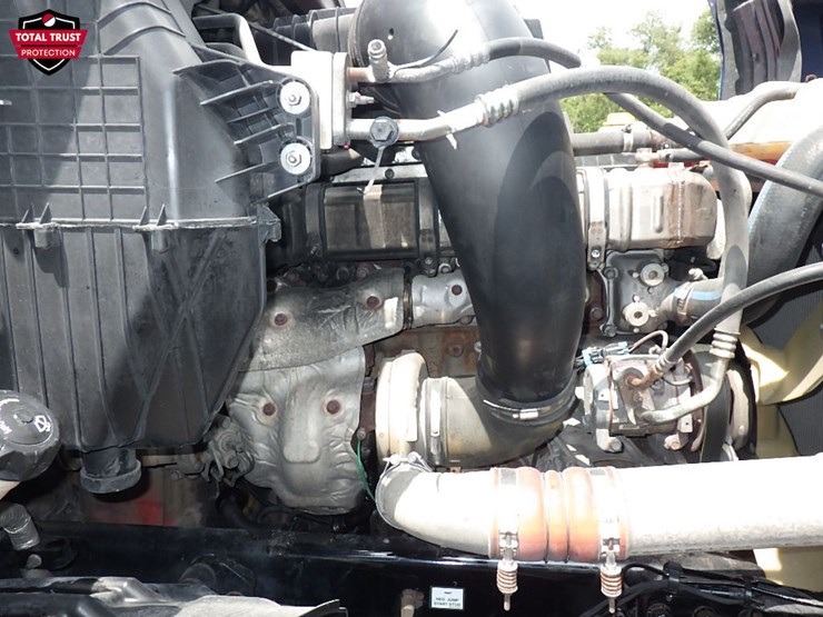 2019-freightliner-cascadia-126-image-29