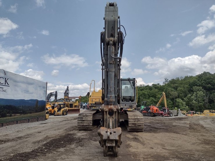 volvo-ec360cl-image-1