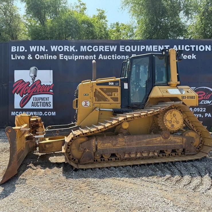 2013 CATERPILLAR D6N LGP