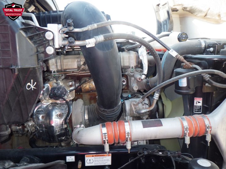 2022-freightliner-cascadia-126-image-23