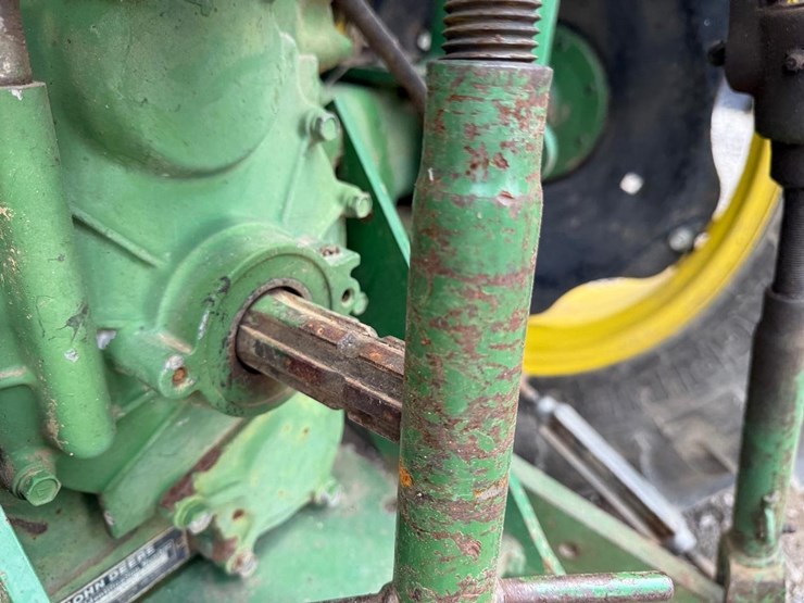 john-deere-1070-image-15