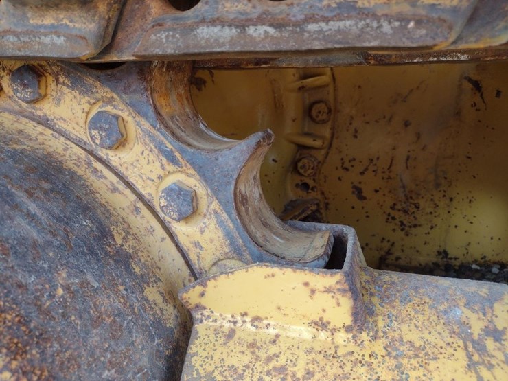 caterpillar-d5g-xl-image-27