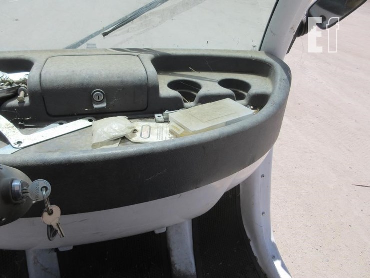 2002-utility-flatbed-image-8