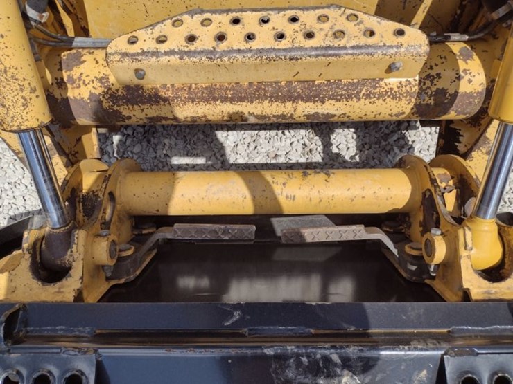john-deere-250-image-17