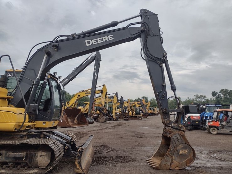 john-deere-15-image-27