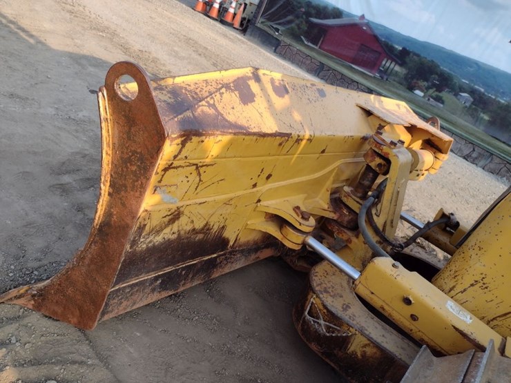 caterpillar-d5n-xl-image-21
