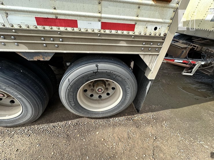 2013-timpte-grain-trailer-image-20