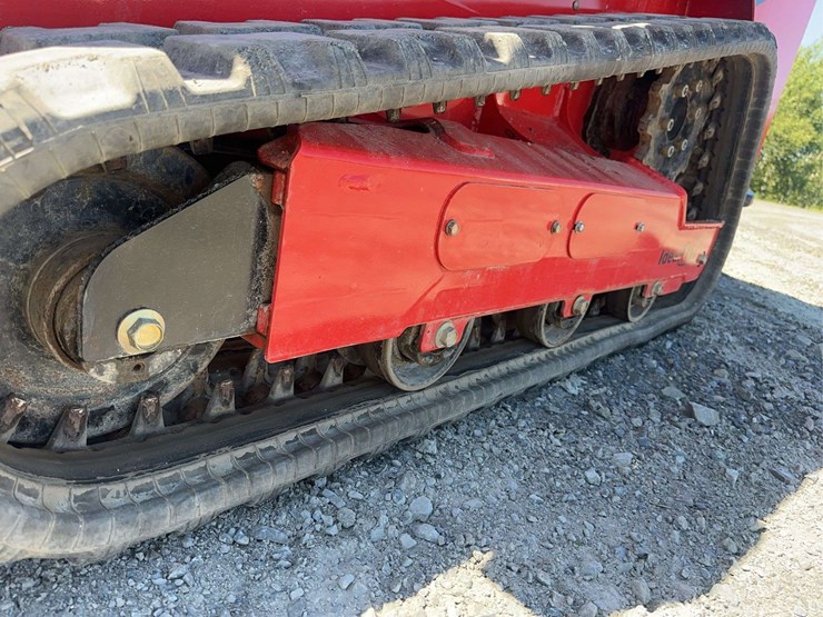 2023-manitou-1050rt-image-11