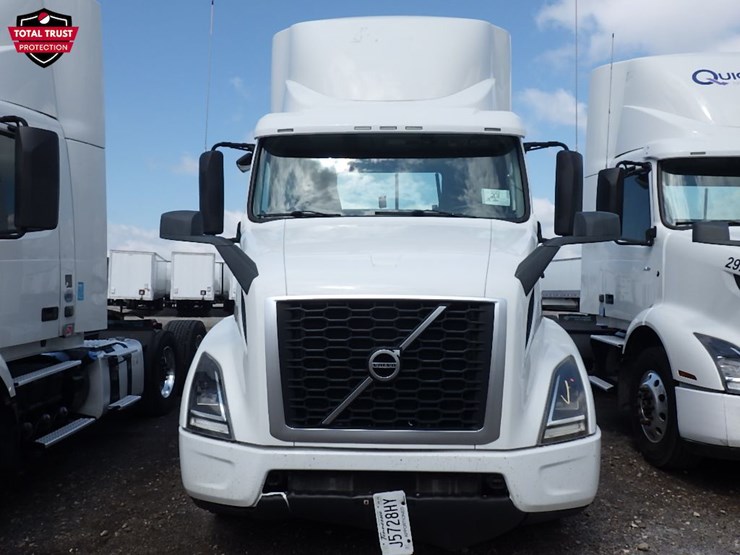 2019-volvo-vnr300-image-2