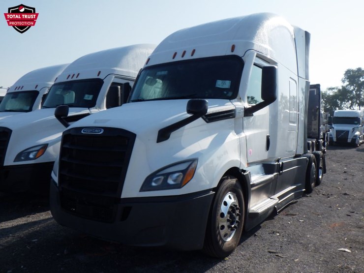 2023-freightliner-cascadia-126-image-1