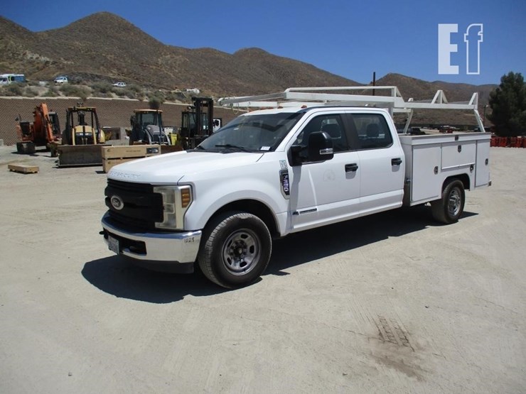 2018-ford-f350-image-1