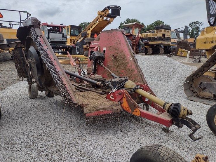 bush-hog-2815-image-14