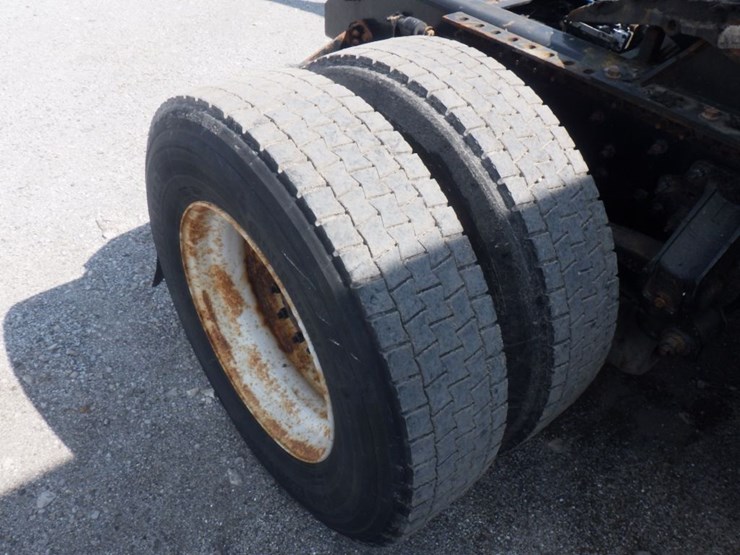 2018-mack-ch612-image-4