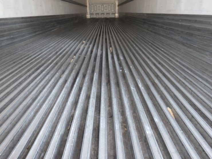 2022-utility-3000r-image-11