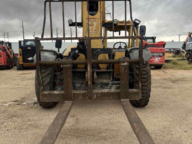 caterpillar-tl642-image-21