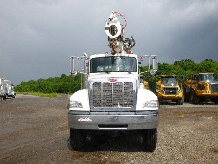 peterbilt-337-image-2