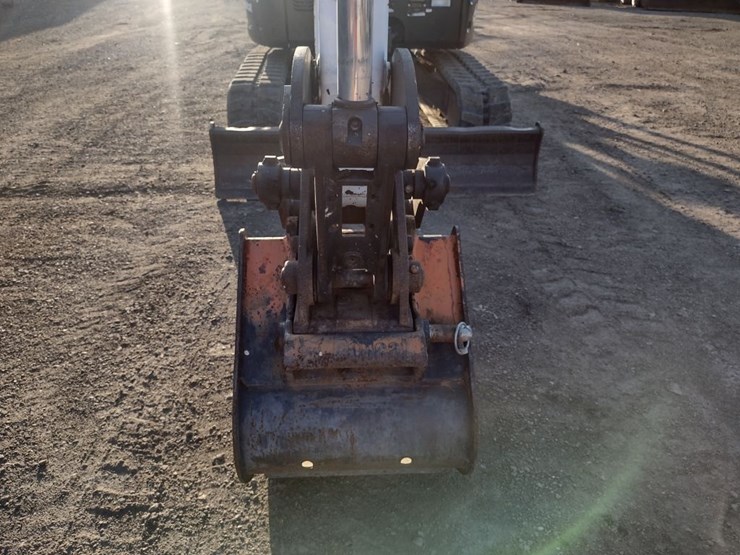 bobcat-e32i-image-23