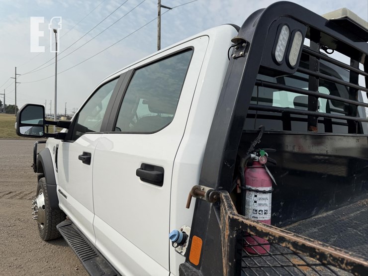 2017-ford-f550-xl-image-23