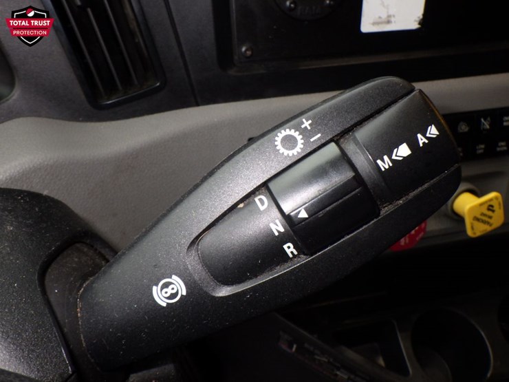 2022-freightliner-cascadia-126-image-19