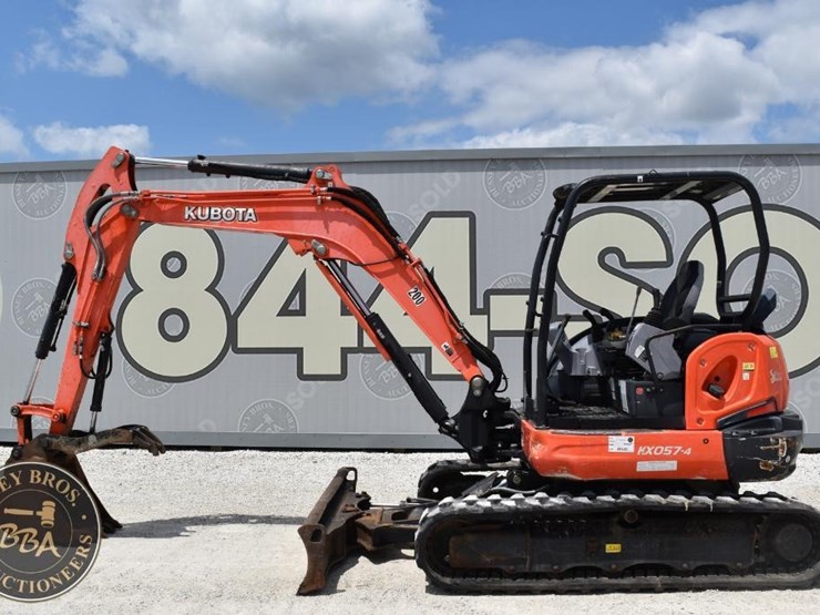 2019-kubota-kx057-4-image-3