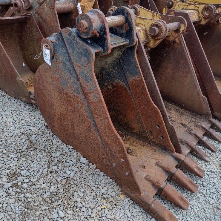 CATERPILLAR 16