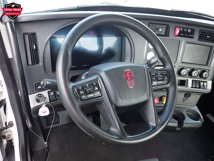 2024-kenworth-t680-image-18