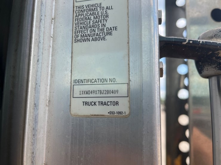 #39299-•-2010-kenworth-w9-image-15