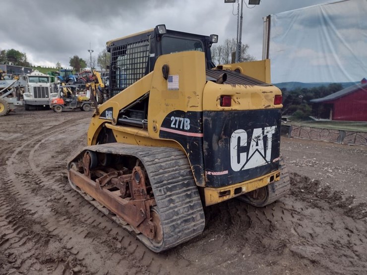 caterpillar-277b-image-31
