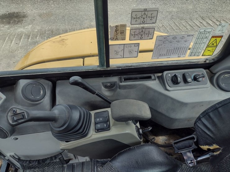 caterpillar-304e2-cr-image-8