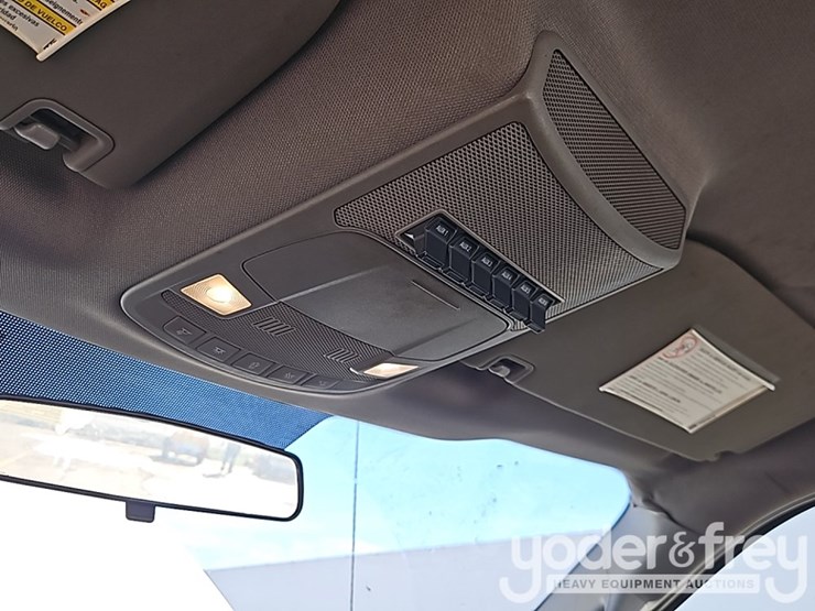 2017-ford-f550-image-26