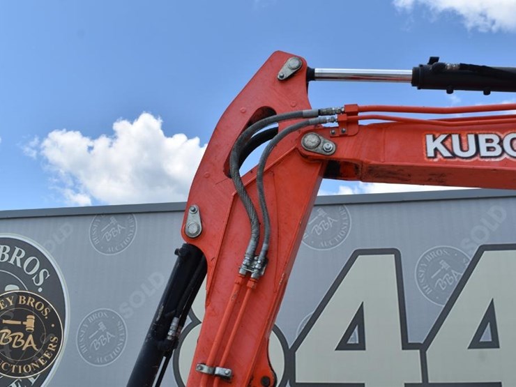 2019-kubota-kx057-4-image-23