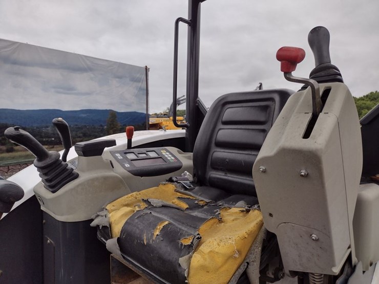 bobcat-329g-image-9