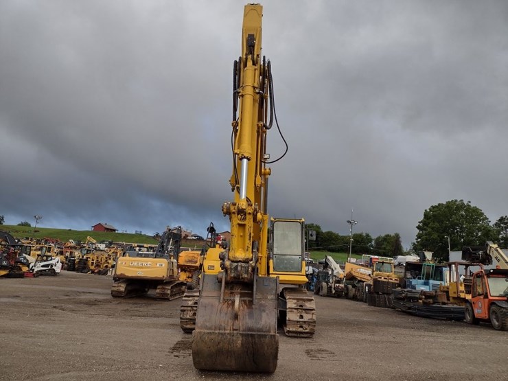 komatsu-pc350-lc-8-image-2
