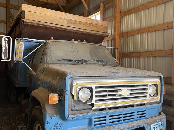1976-chevrolet-c60-image-1