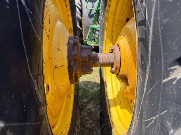 2000-john-deere-9300-image-14