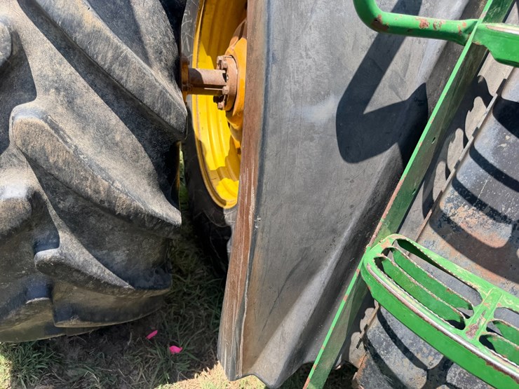 2000-john-deere-9300-image-34