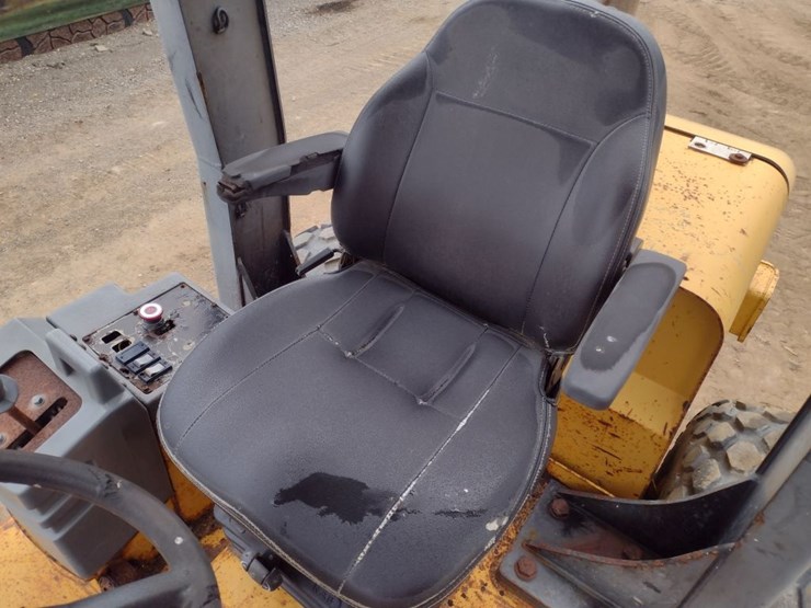caterpillar-cs-533e-image-9