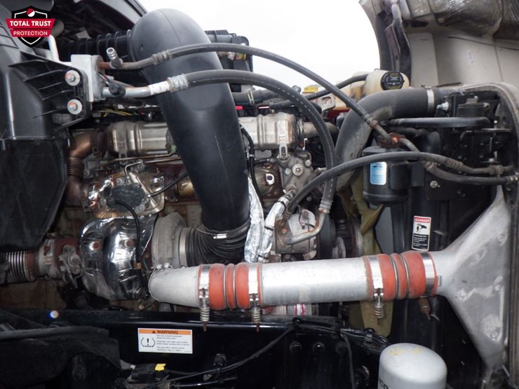2022-freightliner-cascadia-126-image-29